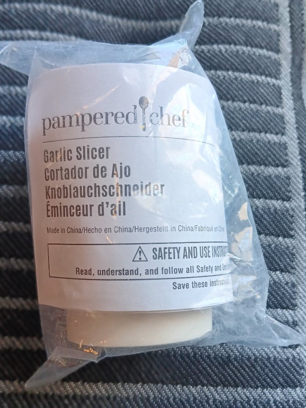 Pampered Chef Garlic Slicer